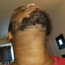 This is a Damn NO.Got my fiance looking like who done it & why.Lavar just rushed on his haircut & this is just not a professional cut..