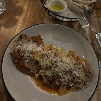 OSTE - PAPPARDELLE ALLA VACCINARA - Italian Near Me - Los Angeles, California