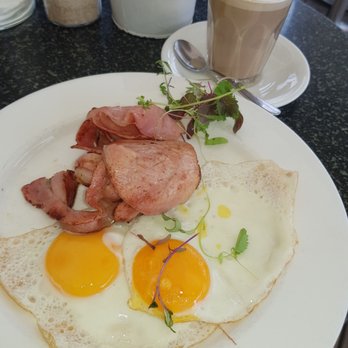 West Beach Bathers Pavilion - Delicious breakfast, perfect refuel - Restaurants Near Me - St Kilda West, VIC West Beach Bathers Pavilion - Delicious breakfast, perfect refuel - Restaurants Near Me - St Kilda West, VIC