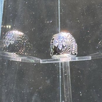 49ers Museum - Super Bowl ring - Museums Near Me - Santa Clara, California