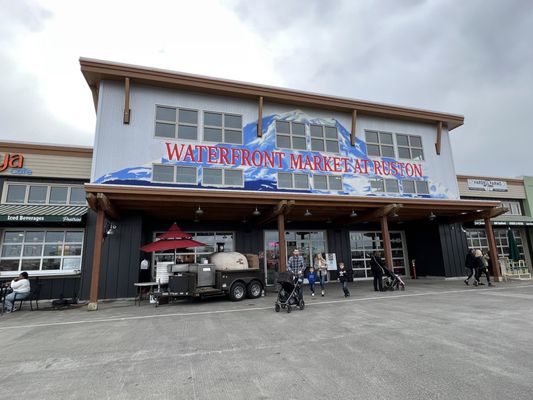Waterfront Market at Ruston by null