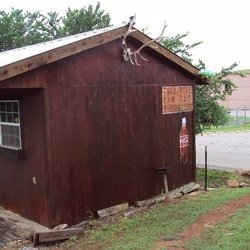 Little Dam Bait Shop