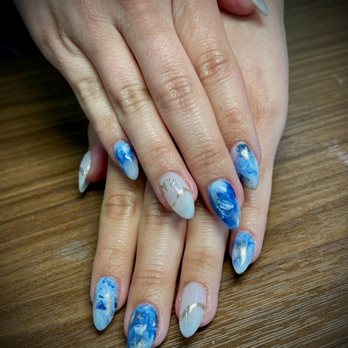 With a Kwist - Gel-X with marble design - Nail Technicians Near Me With a Kwist - Gel-X with marble design - Nail Technicians Near Me