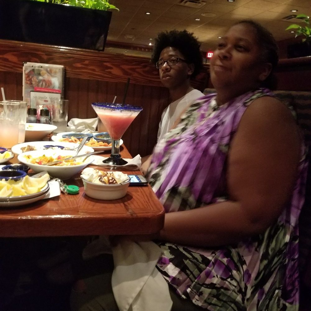 Red Lobster - Mother and son - Seafood Near Me - Akron, Ohio Red Lobster - Mother and son - Seafood Near Me - Akron, Ohio