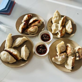 Luscious Dumplings - Pan Fried Dumplings! (SGV PASSPORT redemption) - Noodles Near Me - Monrovia, California Luscious Dumplings - Pan Fried Dumplings! (SGV PASSPORT redemption) - Noodles Near Me - Monrovia, California
