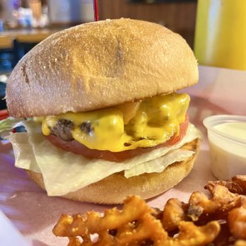 Timberline Tavern & Corner Cafe - Smash Burger - American Near Me - Flagstaff, Arizona Timberline Tavern & Corner Cafe - Smash Burger - American Near Me - Flagstaff, Arizona