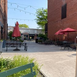 Marigolds - Outside seating!