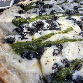 Whyte Horse Winery - The pizza that must not be named - Wineries Near Me - Monticello, Indiana Whyte Horse Winery - The pizza that must not be named - Wineries Near Me - Monticello, Indiana