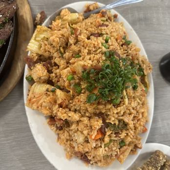 Side Street Inn - Da Side Street Works Fried Rice - Sports Bars Near Me - Honolulu, Hawaii Side Street Inn - Da Side Street Works Fried Rice - Sports Bars Near Me - Honolulu, Hawaii