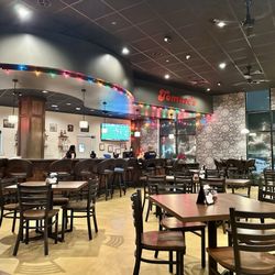 Tomaso's - Interior