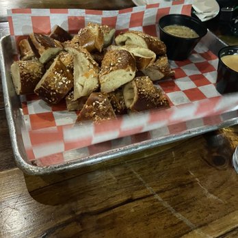Queens Bully - Pretzel bites - Gastropubs Near Me - Forest Hills, New York Queens Bully - Pretzel bites - Gastropubs Near Me - Forest Hills, New York
