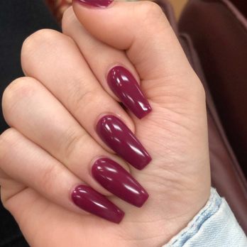 Nail Studios - Nail Salons Near Me - Lyons, Illinois