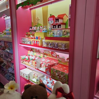 Hello Kitty - Pop-up Shops Near Me - Honolulu, Hawaii Hello Kitty - Pop-up Shops Near Me - Honolulu, Hawaii