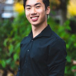Seans Fast Media - Senior Photo - Lynnwood Highschool