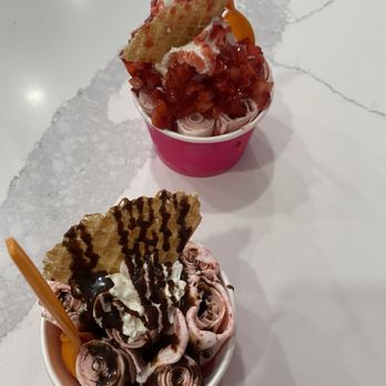 On A Roll - Ice Cream & Frozen Yogurt Near Me - Anaheim, California On A Roll - Ice Cream & Frozen Yogurt Near Me - Anaheim, California