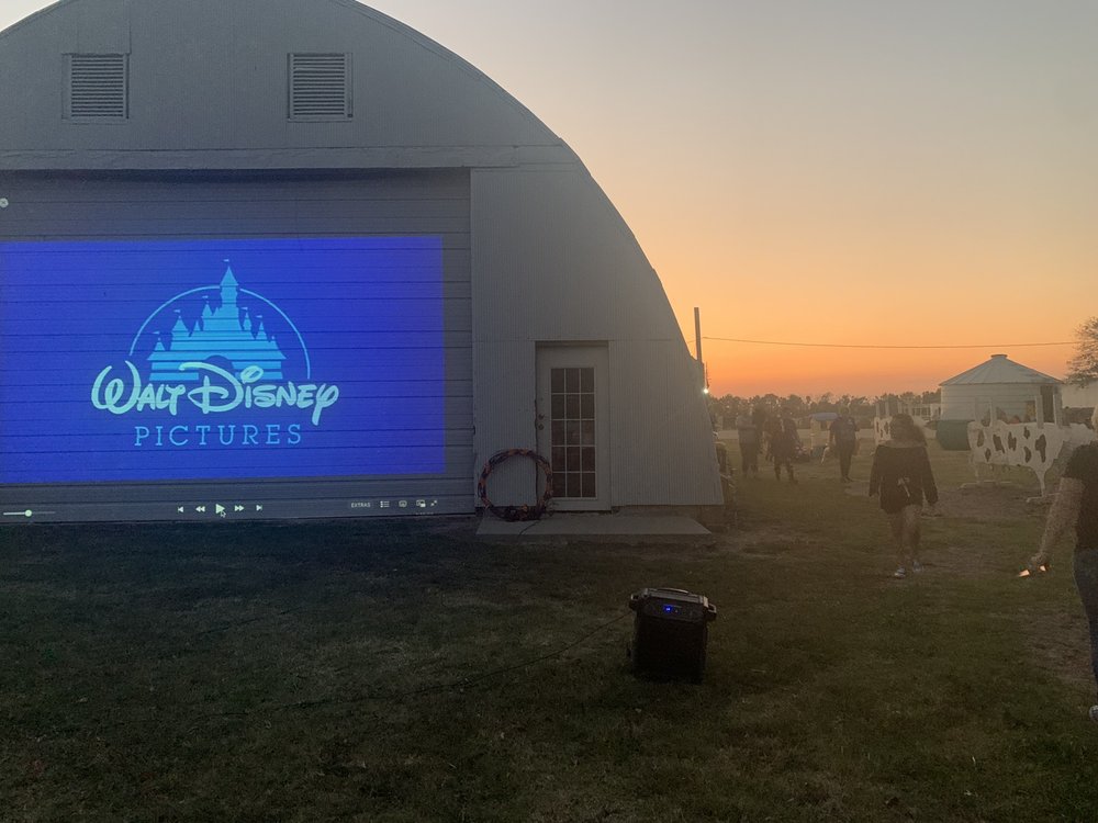 KLAUSMEYER DAIRY FARM & PUMPKIN PATCH Updated September 2024 8135 S