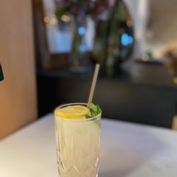 Gala - Ginger lemonade