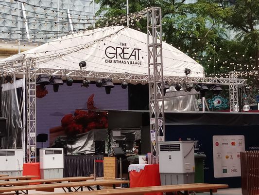 Ngee Ann City by null
