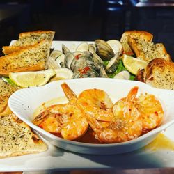 Steakouts Home Plate - Spicy Garlic Shrimp & Clams with Garlic Bread!