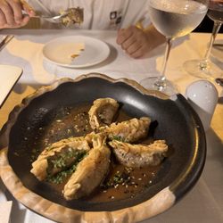 Gula - Oxtail gyozas