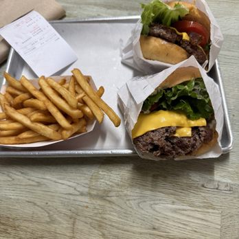 TrueBurger - Burgers Near Me - Oakland, California