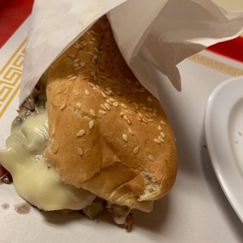 Classic Burger - Philly cheese steak sandwich - Burgers Near Me - San Lorenzo, California Classic Burger - Philly cheese steak sandwich - Burgers Near Me - San Lorenzo, California