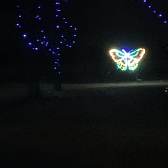 Lights on the Lake - Local Flavor Near Me - Liverpool, New York Lights on the Lake - Local Flavor Near Me - Liverpool, New York