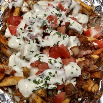 Big Fry - Cheesy Bacon Fries - Food Trucks Near Me Big Fry - Cheesy Bacon Fries - Food Trucks Near Me