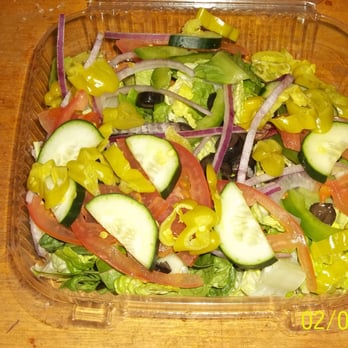 Milano Pizza - Garden Salad. As an Appetizer, 2 people can split one of these before diggin' into the pizza. - Pizza Near Me - Austin, Texas