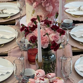Miss Sweets Ca - a table set for a wedding reception - Custom Cakes Near Me