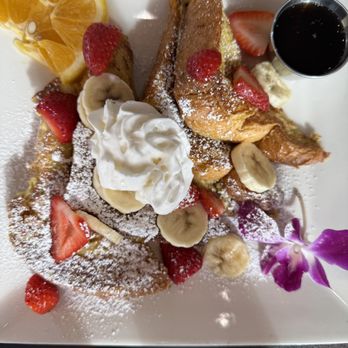 Calafia Kitchen - Strawberry/Banana French Toast - Breakfast & Brunch Near Me - Livermore, California Calafia Kitchen - Strawberry/Banana French Toast - Breakfast & Brunch Near Me - Livermore, California