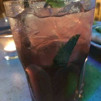 Le Montpel - Mon Mojito est violet parce qu'il y a du sirop de violette - Bars Near Me - Montpellier, 34 Le Montpel - Mon Mojito est violet parce qu'il y a du sirop de violette - Bars Near Me - Montpellier, 34