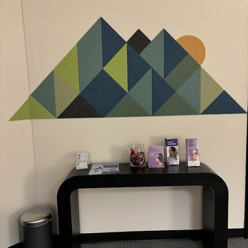 Diamond Edge TMS - Diamond Edge TMS waiting room - Psychiatrists Near Me - Vancouver, Washington Diamond Edge TMS - Diamond Edge TMS waiting room - Psychiatrists Near Me - Vancouver, Washington