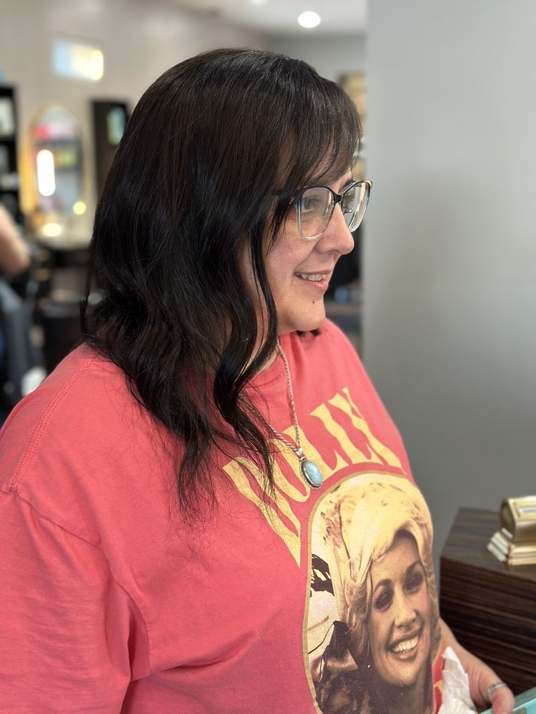 Krome Salon & Spa Logo