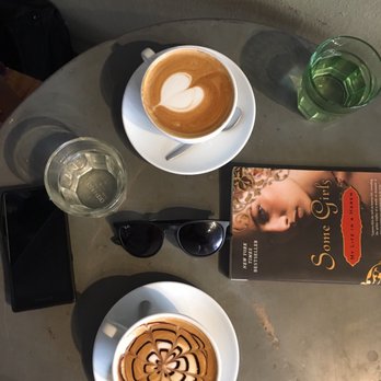 Brooklyn Cafe - Bagels Near Me - Helsinki, 18