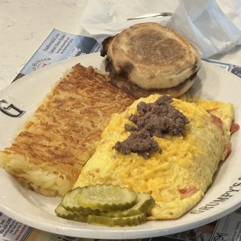 Grumpy's Restaurant - Hamburger omelette special - Breakfast & Brunch Near Me - Neptune Beach, Florida