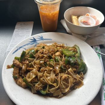 No Thai! - Drunken Noodles with Chicken (spicy) Spring Rolls Thai Tea - Thai Near Me - East Lansing, Michigan No Thai! - Drunken Noodles with Chicken (spicy) Spring Rolls Thai Tea - Thai Near Me - East Lansing, Michigan