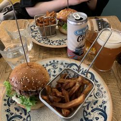Frenchy's Burger