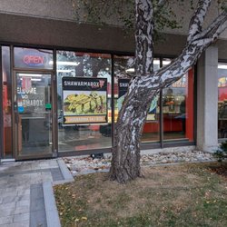 Shawarma Box Plus - Entrance