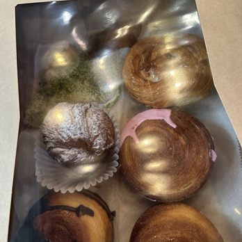 Chateau De Chantilly Cafe - Cronut (chocolate, pistachio, strawberry), vanilla cruffin, flat pistachio and white chocolate croissant, ham and cheese pastry - Bakeries Near Me - Chantilly, Virginia Chateau De Chantilly Cafe - Cronut (chocolate, pistachio, strawberry), vanilla cruffin, flat pistachio and white chocolate croissant, ham and cheese pastry - Bakeries Near Me - Chantilly, Virginia