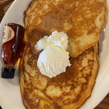 Cracker Barrel Old Country Store - Breakfast & Brunch Near Me - Baytown, Texas