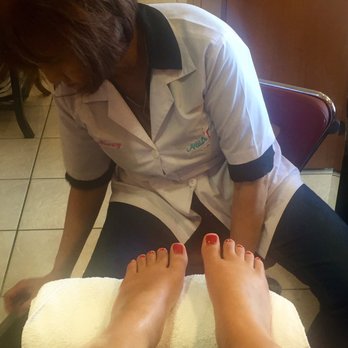 Liz's Nail Salon - Nail Salons Near Me - Bountiful, Utah