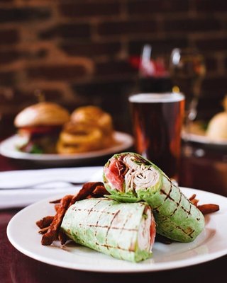 Firefly Bistro & Bar by null