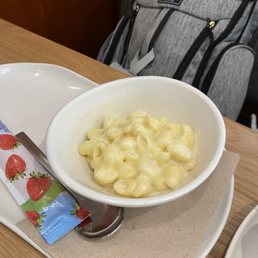 Children's Mac and Cheese with strawberry yogurt