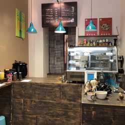 MoMo Veg Café