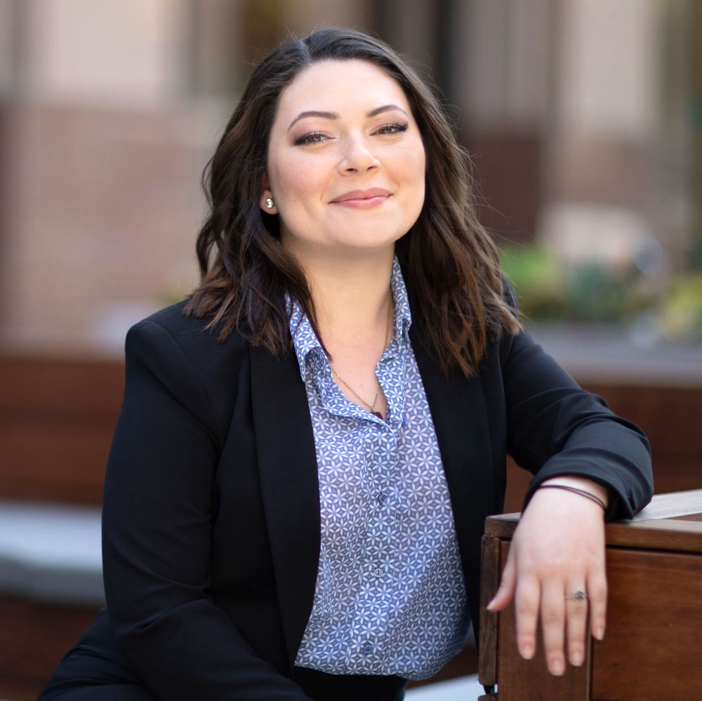 DAVID YEREMIAN & ASSOCIATES Updated October 2024 10 Photos 535 N