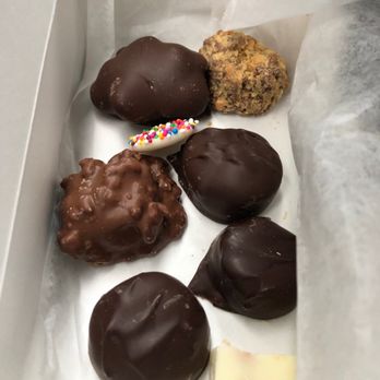 Callie's Candy Kitchen - Random selection from the counter...all amazing. - Candy Stores Near Me - Mountainhome, Pennsylvania