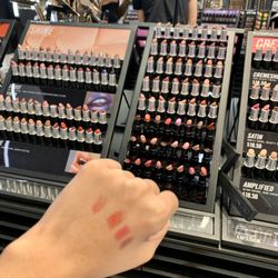 MAC Cosmetics