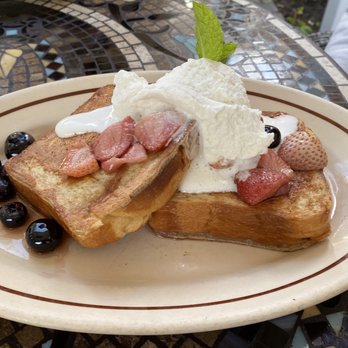 Sideboard - Danville - french toast - Comfort Food Near Me - Danville, California Sideboard - Danville - french toast - Comfort Food Near Me - Danville, California