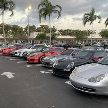Trattoria Pampered Chef - More Porsche - Italian Near Me - Miami Lakes, Florida